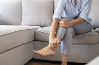 How Is Midfoot Arthritis Treated?